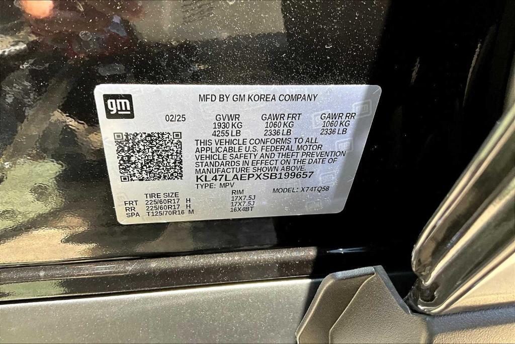 new 2025 Buick Envista car, priced at $27,097
