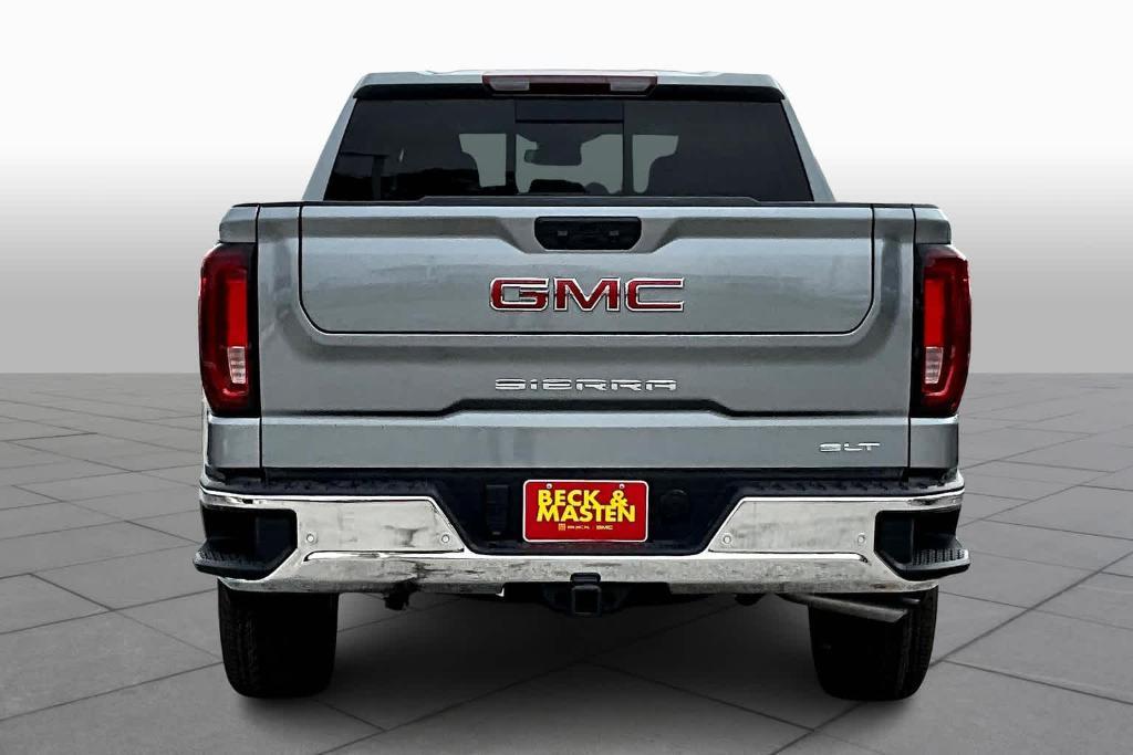 new 2025 GMC Sierra 1500 car, priced at $52,275