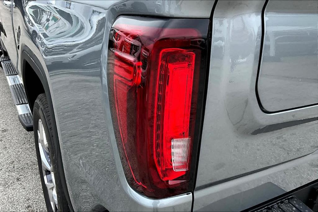 new 2025 GMC Sierra 1500 car, priced at $52,275
