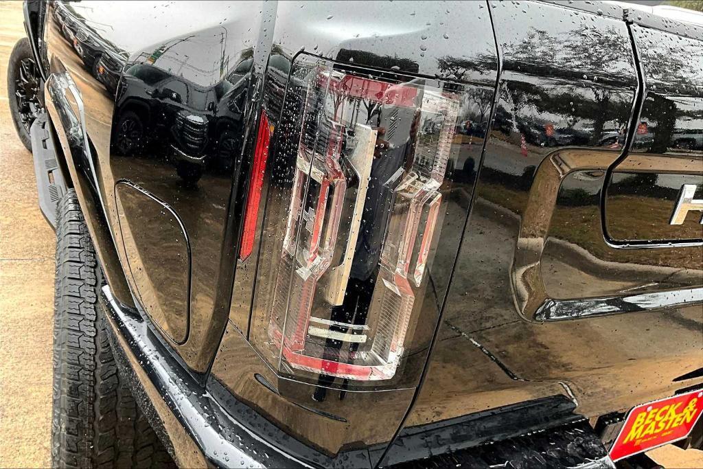 new 2025 GMC HUMMER EV Pickup car, priced at $96,690