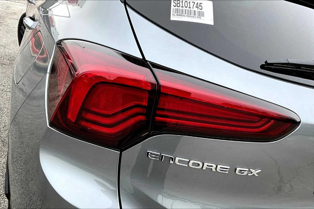 new 2025 Buick Encore GX car, priced at $30,325