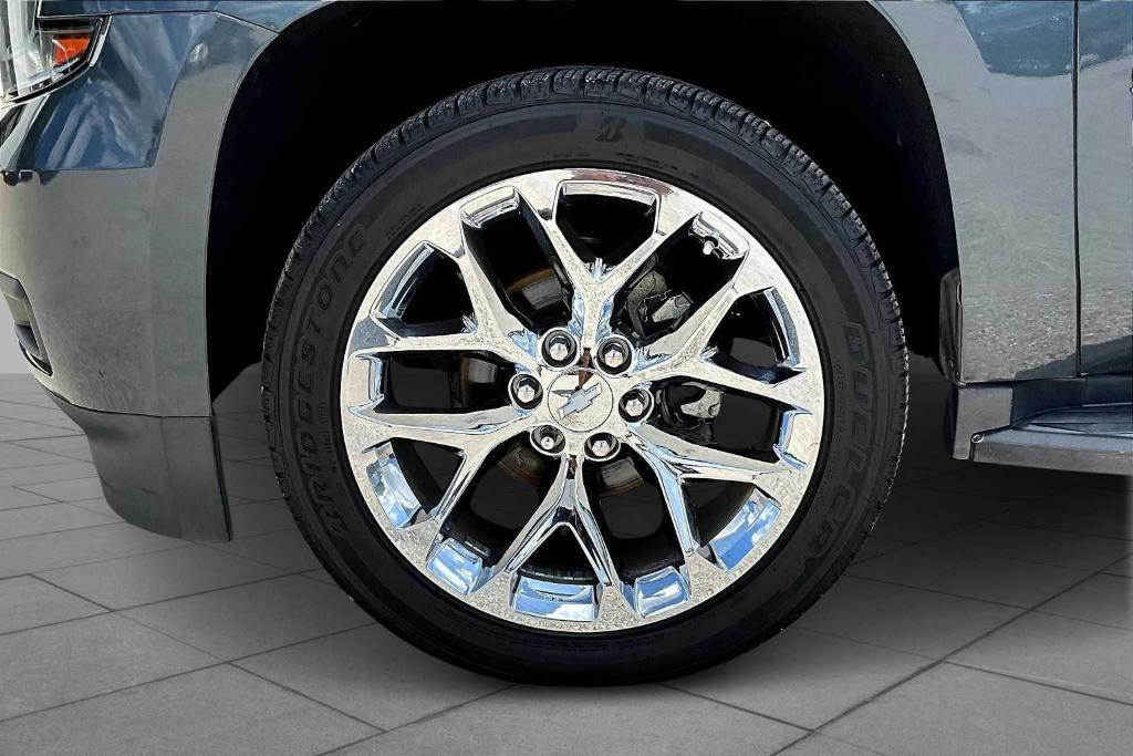 used 2019 Chevrolet Suburban car, priced at $25,887