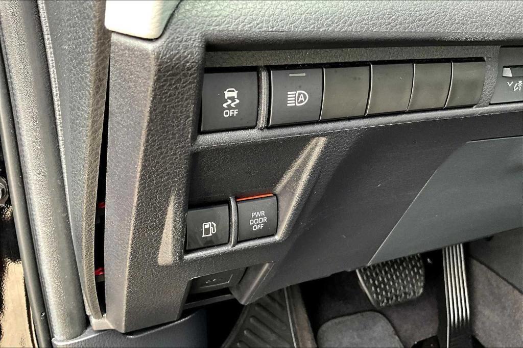 used 2025 Toyota Sienna car, priced at $44,997