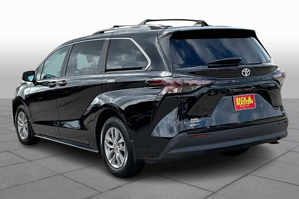 used 2025 Toyota Sienna car, priced at $44,997