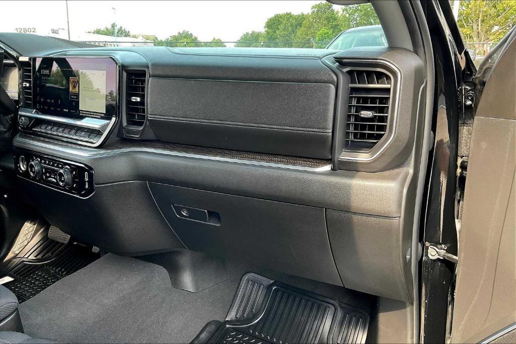 used 2024 Chevrolet Silverado 1500 car, priced at $36,301