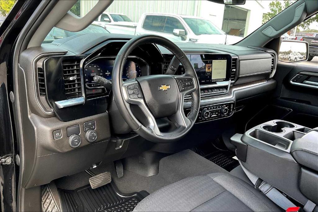 used 2024 Chevrolet Silverado 1500 car, priced at $36,301