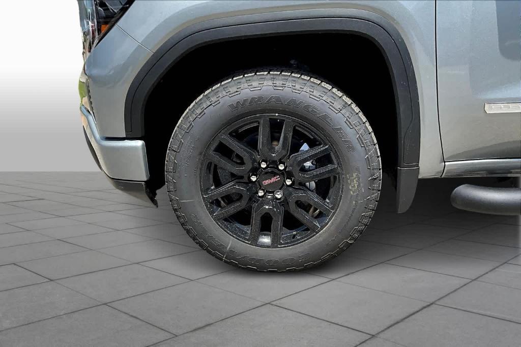 new 2025 GMC Sierra 1500 car, priced at $54,615