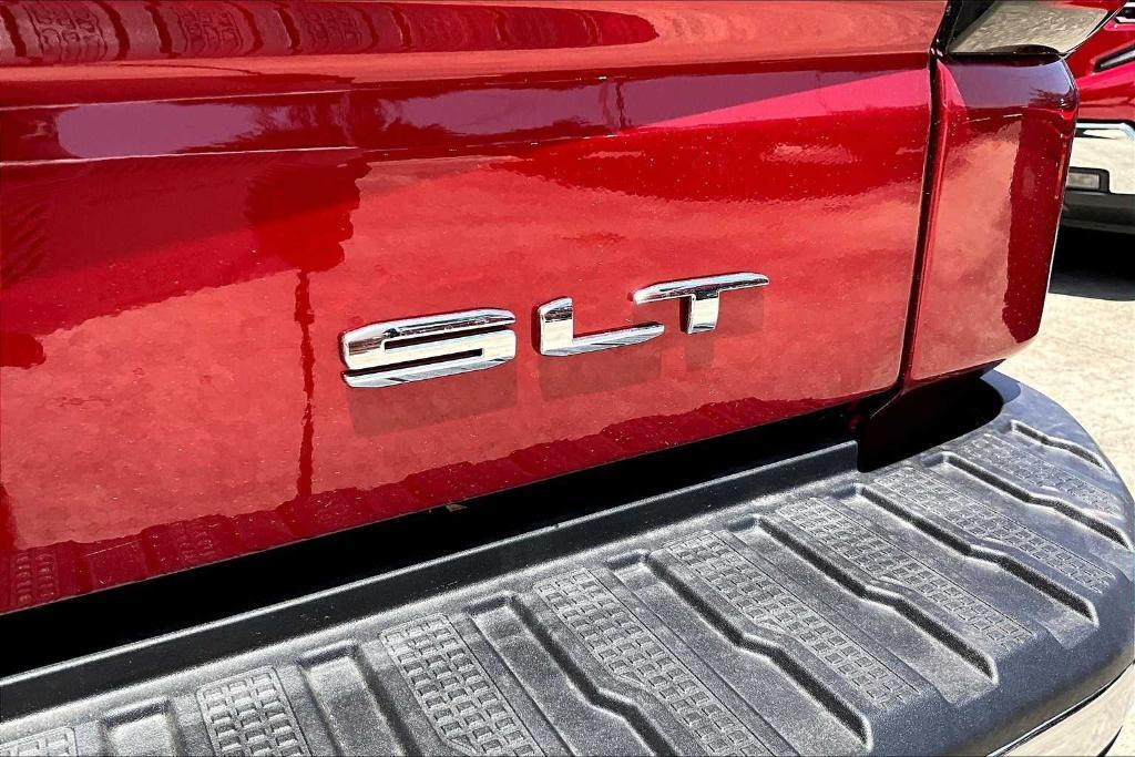 new 2025 GMC Sierra 1500 car, priced at $52,225