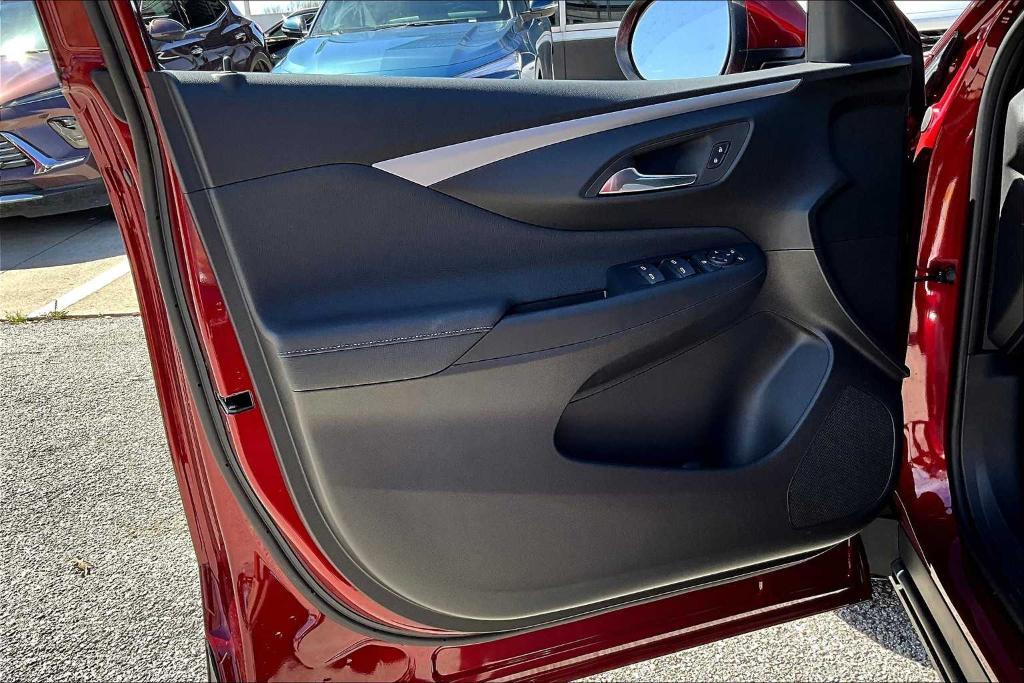new 2025 Buick Envista car, priced at $26,585