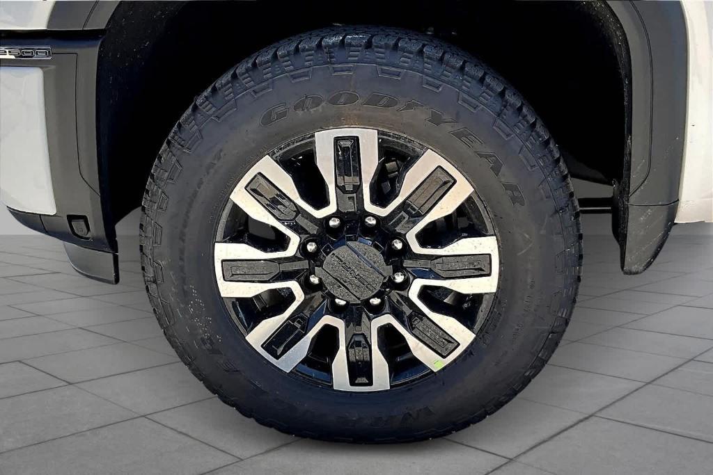 new 2025 GMC Sierra 2500 car, priced at $98,780