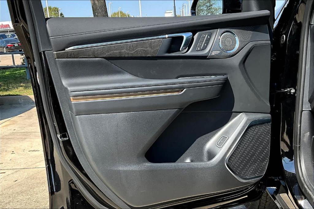 new 2025 Buick Enclave car, priced at $62,125