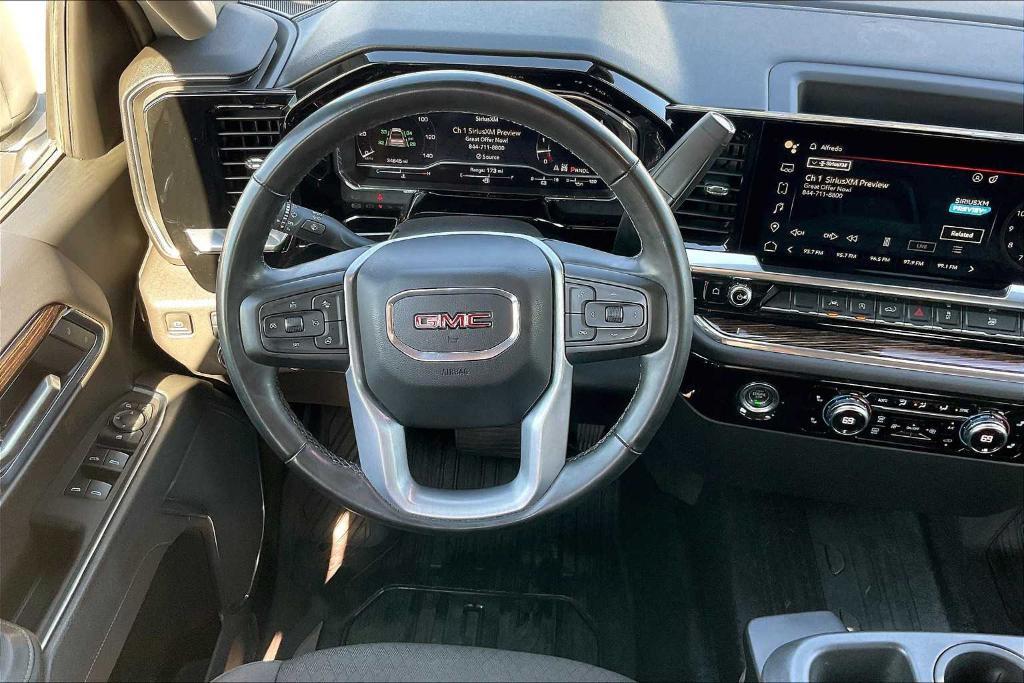 used 2023 GMC Sierra 1500 car, priced at $41,032