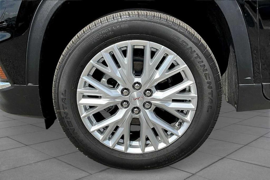 new 2025 GMC Acadia car, priced at $49,725