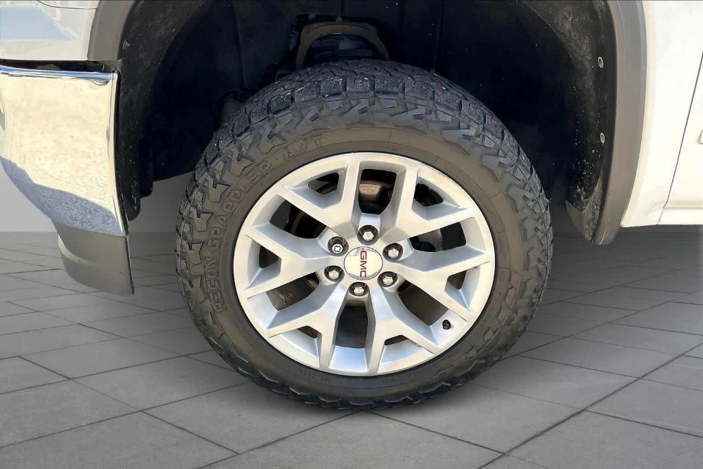 used 2018 GMC Sierra 1500 car, priced at $21,797