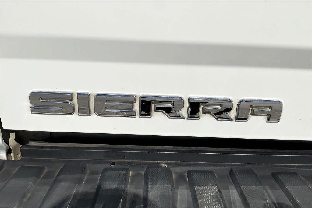 used 2018 GMC Sierra 1500 car, priced at $21,797