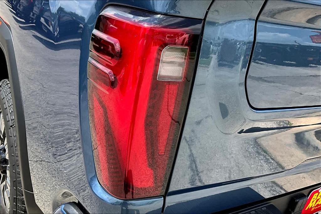 new 2025 GMC Sierra 2500 car, priced at $79,044