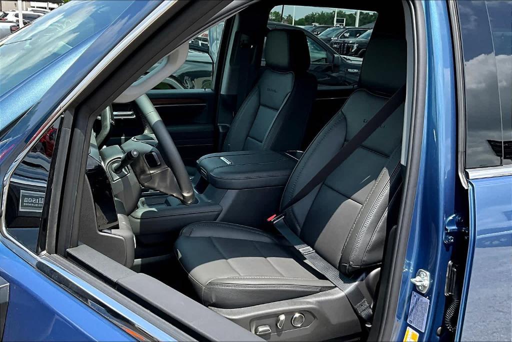 new 2025 GMC Sierra 2500 car, priced at $79,044