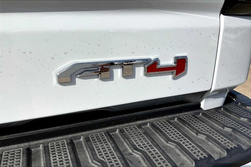 new 2025 GMC Sierra 1500 car, priced at $73,325