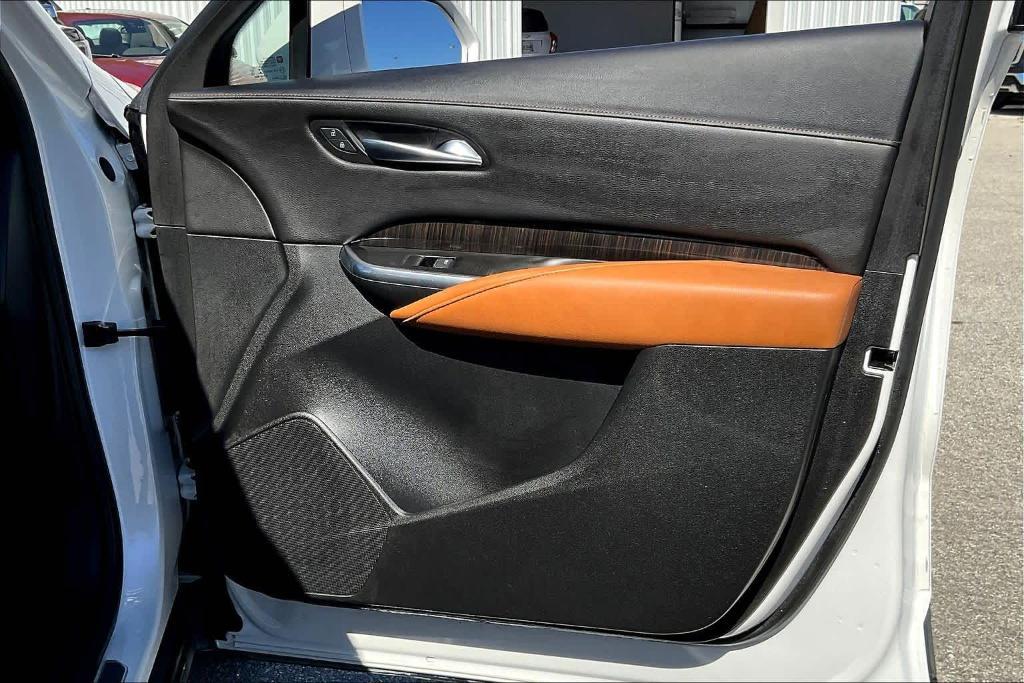 used 2020 Cadillac XT4 car, priced at $17,997