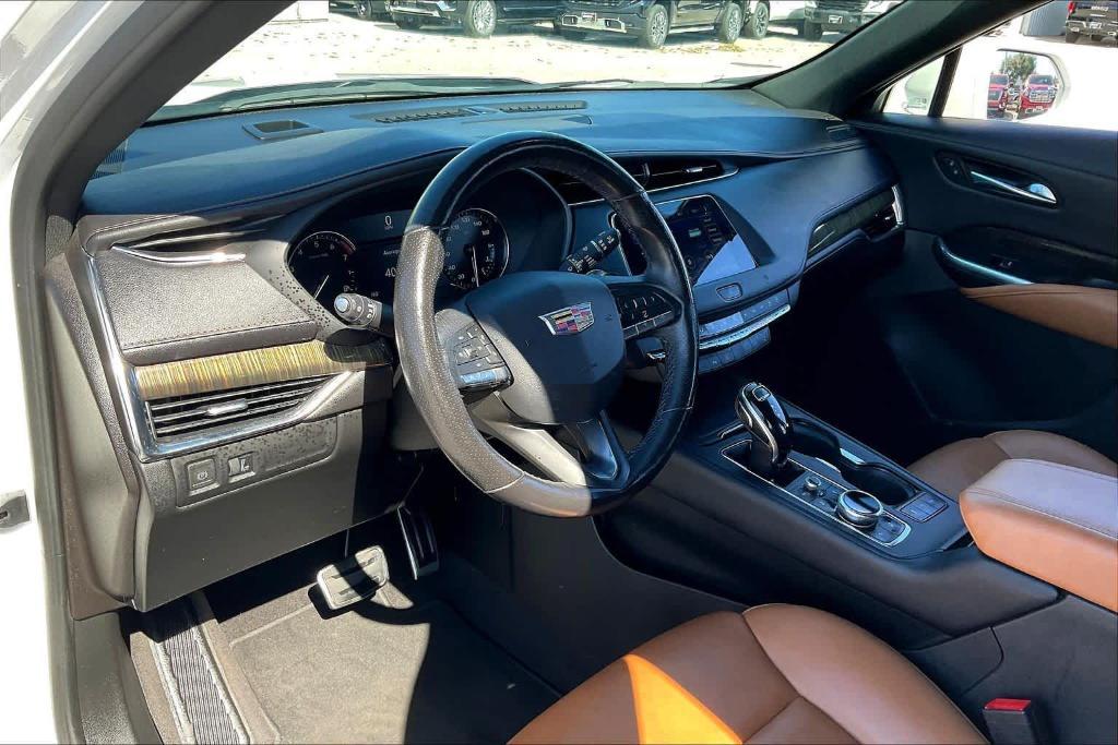 used 2020 Cadillac XT4 car, priced at $17,997
