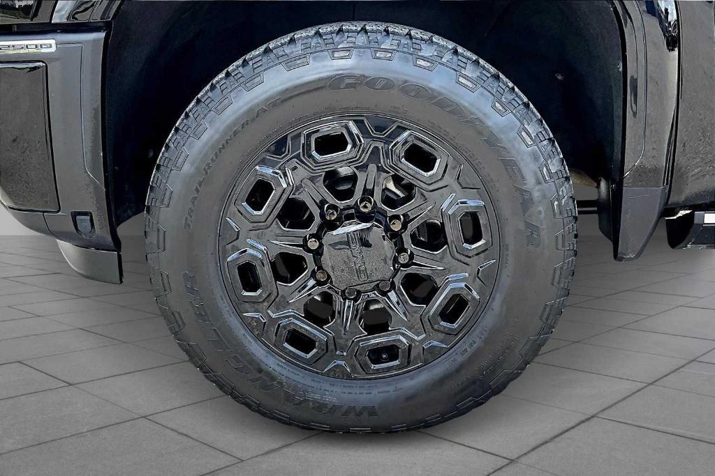 used 2024 GMC Sierra 2500 car, priced at $81,023