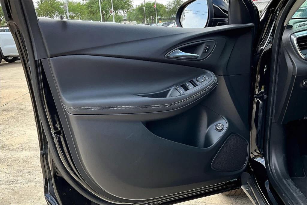 new 2025 Buick Encore GX car, priced at $25,228
