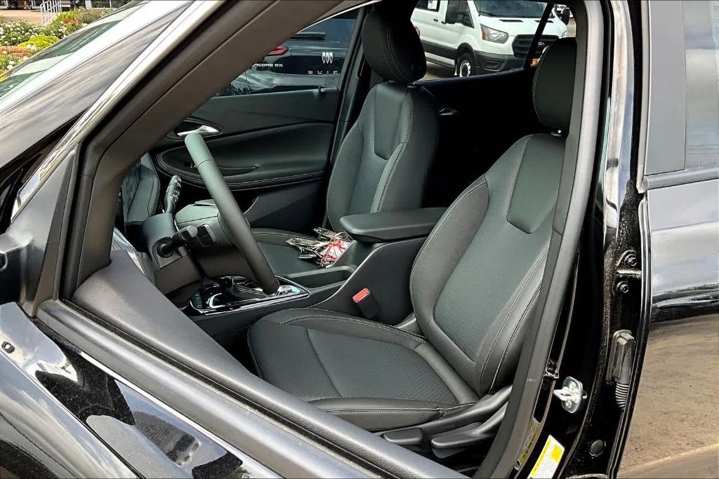 new 2025 Buick Encore GX car, priced at $25,228