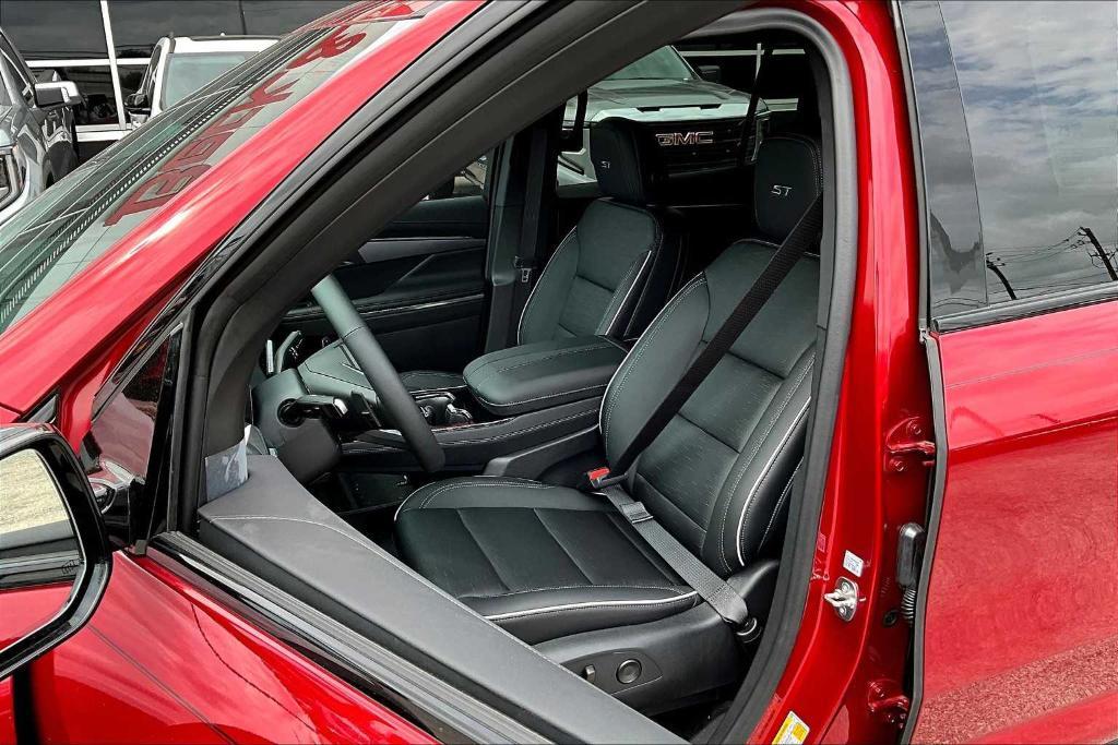 new 2025 Buick Enclave car, priced at $48,910