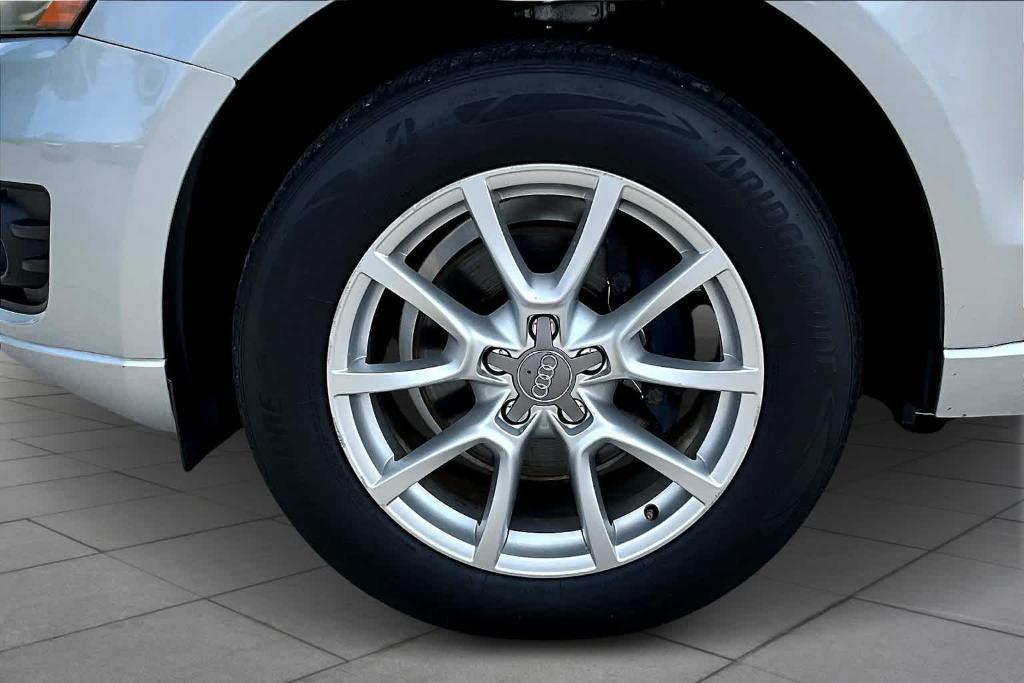 used 2012 Audi Q5 car, priced at $9,560
