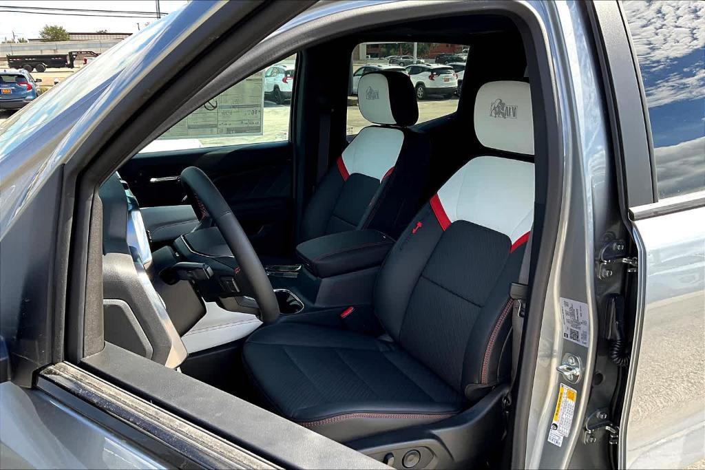 new 2024 GMC Canyon car, priced at $67,797