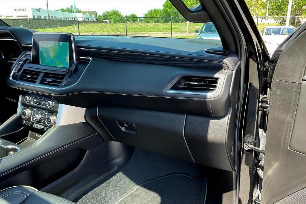 used 2023 GMC Yukon XL car, priced at $42,997