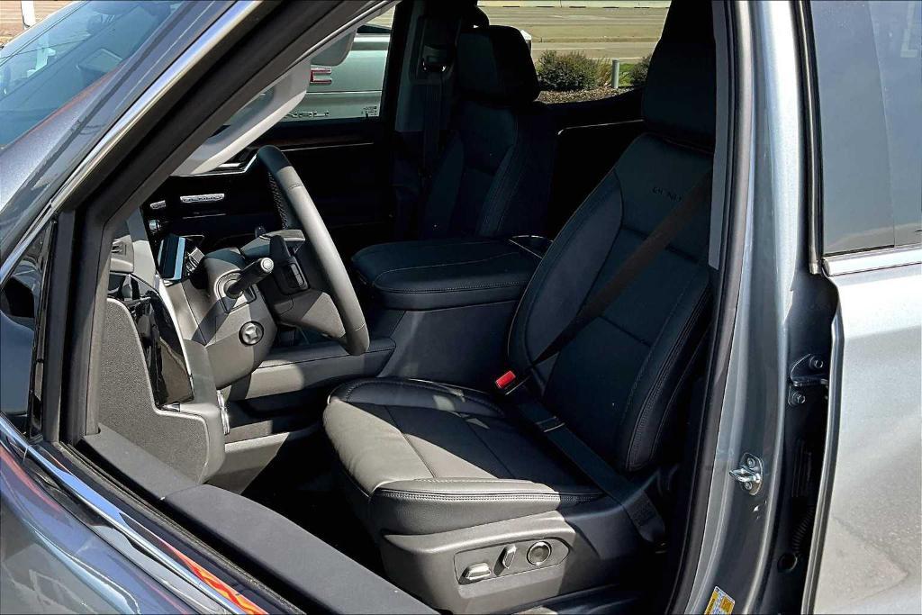 new 2025 GMC Sierra 1500 car, priced at $75,820
