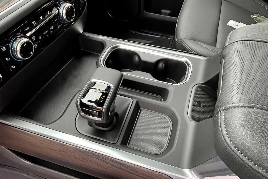 new 2025 GMC Sierra 1500 car, priced at $53,720