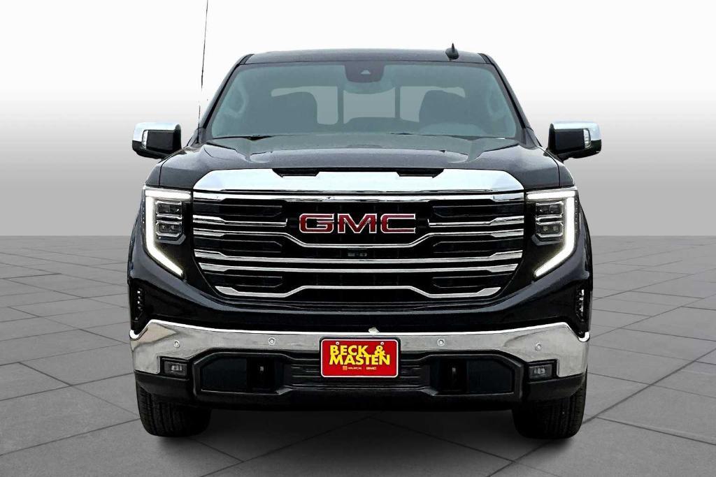 new 2025 GMC Sierra 1500 car, priced at $53,720
