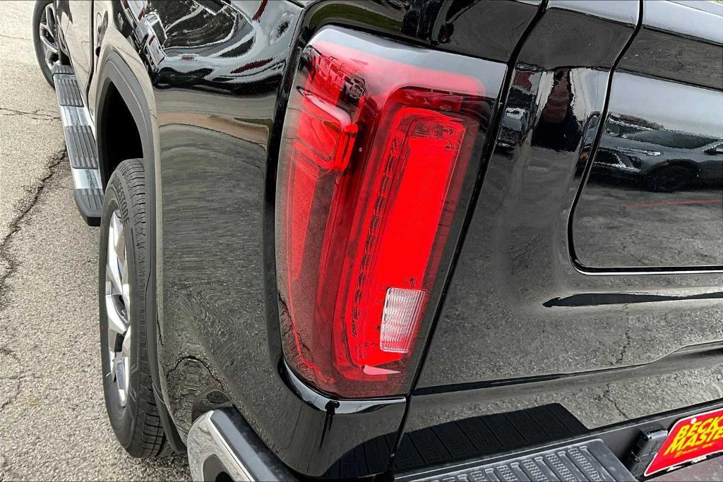 new 2025 GMC Sierra 1500 car, priced at $53,720