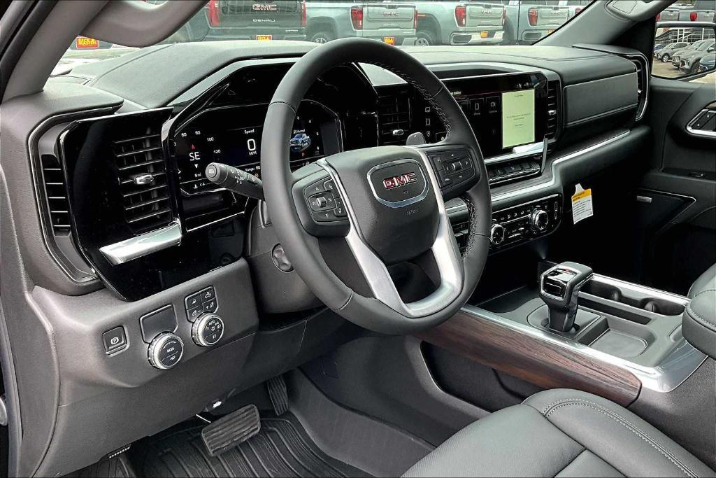 new 2025 GMC Sierra 1500 car, priced at $53,720