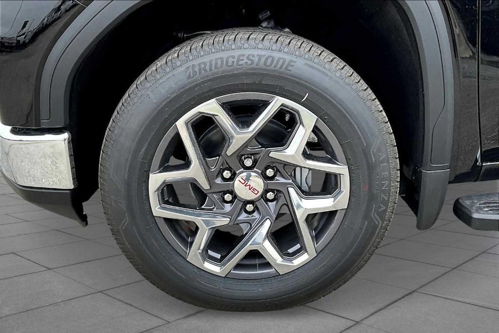new 2025 GMC Sierra 1500 car, priced at $53,720