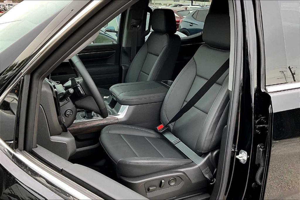 new 2025 GMC Sierra 1500 car, priced at $53,720