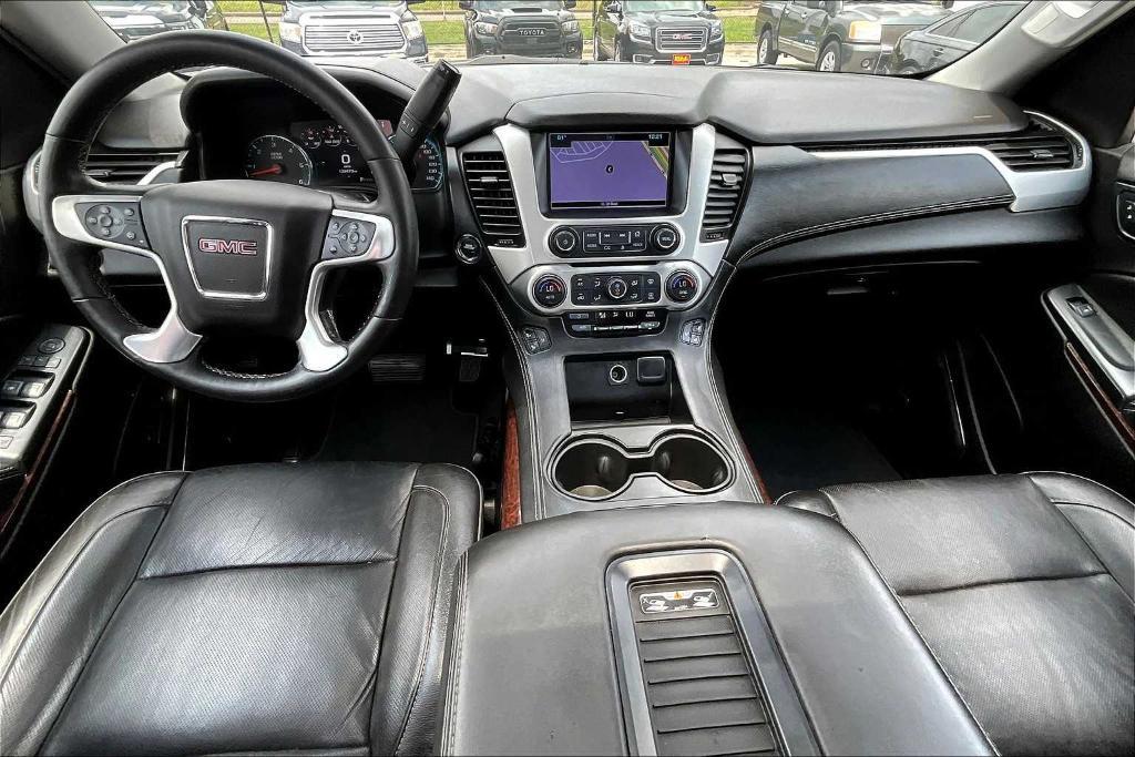 used 2017 GMC Yukon XL car, priced at $20,367