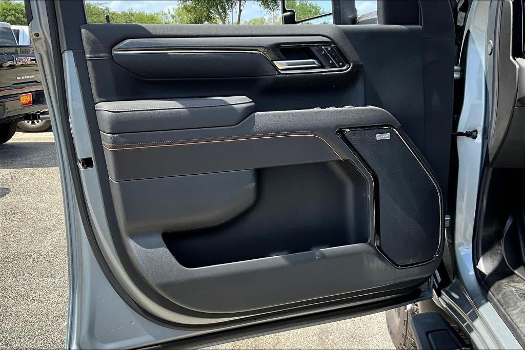 new 2025 GMC Sierra 2500 car, priced at $87,635