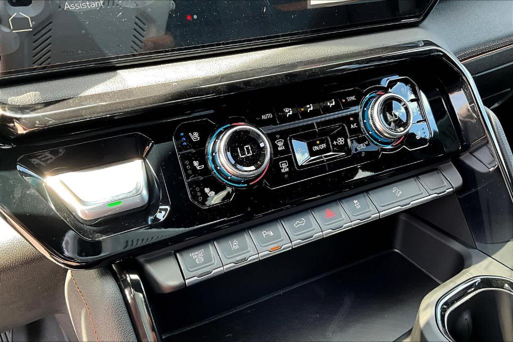 new 2025 GMC Sierra 2500 car, priced at $87,635