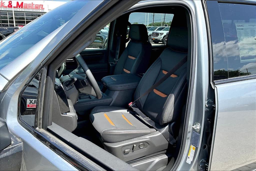 new 2025 GMC Sierra 2500 car, priced at $87,635