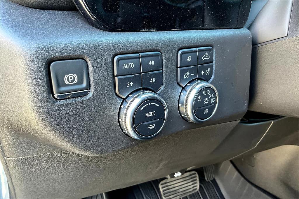 new 2025 GMC Sierra 1500 car, priced at $55,875