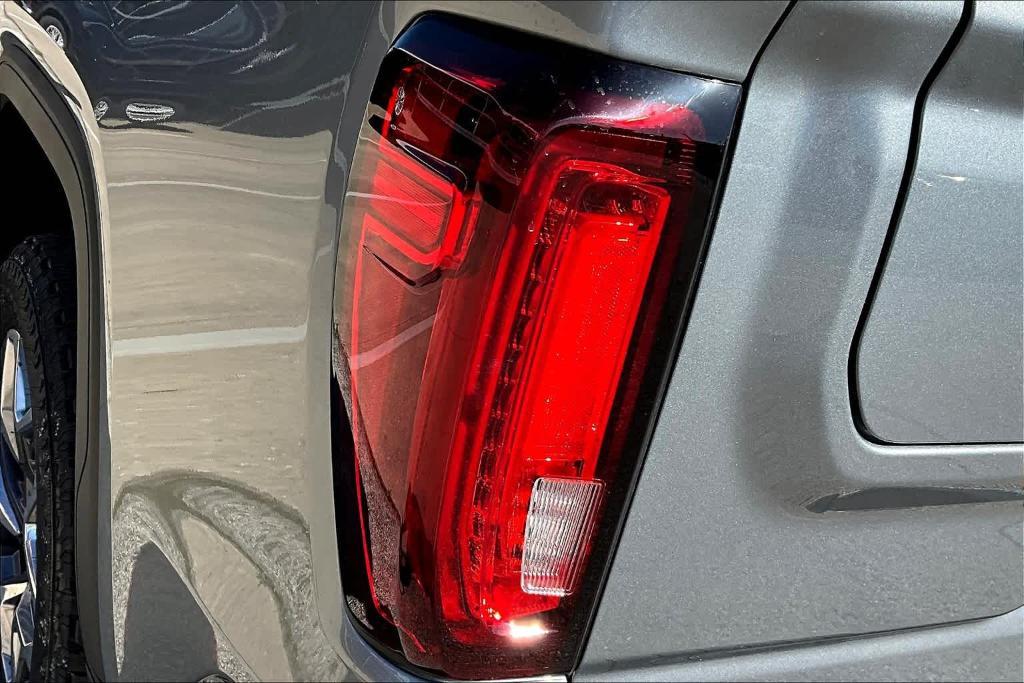 new 2025 GMC Sierra 1500 car, priced at $55,875