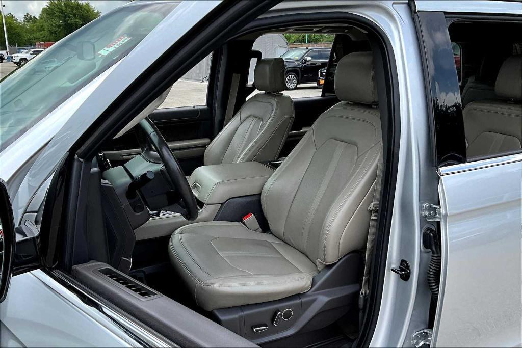 used 2019 Ford Expedition car, priced at $28,397