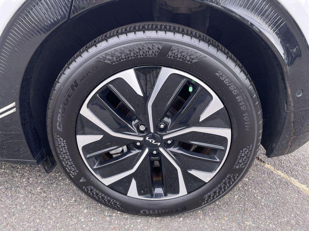 used 2023 Kia EV6 car, priced at $29,983