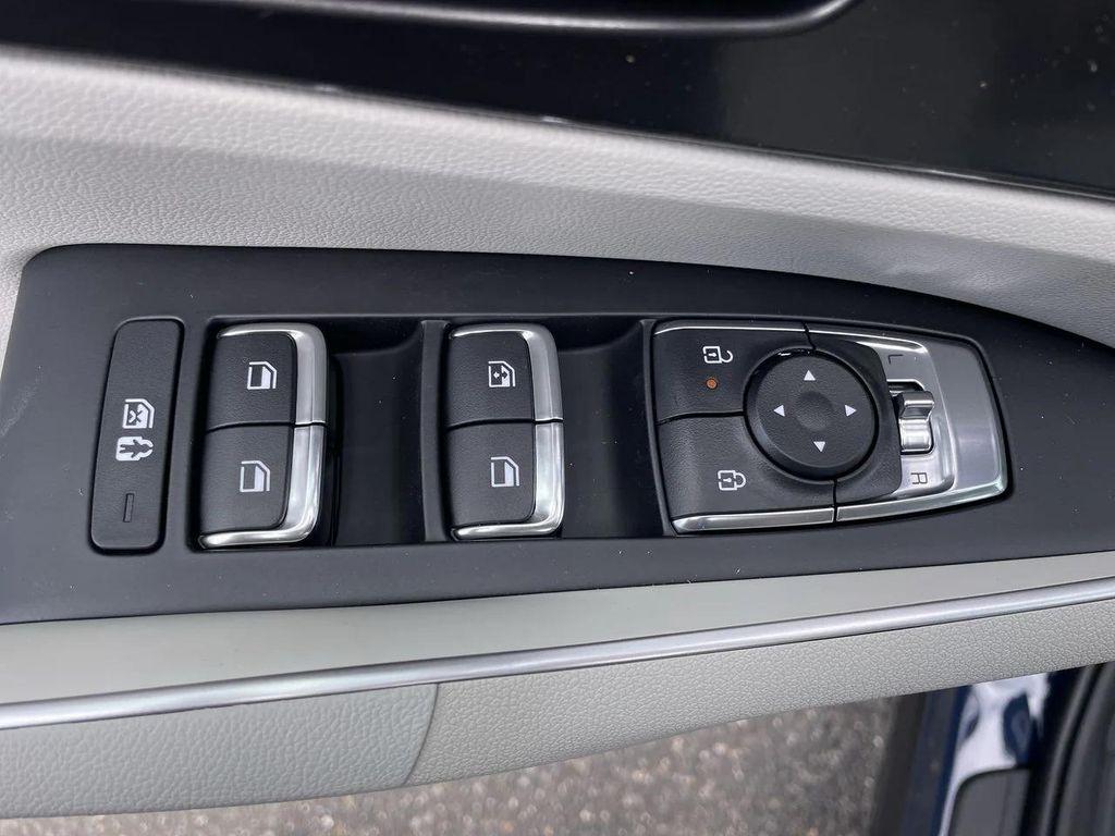 new 2025 Kia Sorento car, priced at $43,025