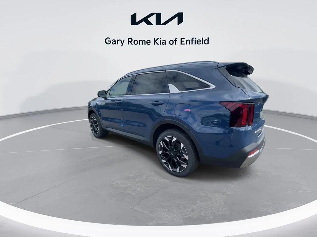new 2025 Kia Sorento car, priced at $43,025