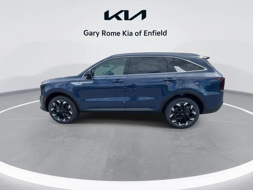 new 2025 Kia Sorento car, priced at $43,025