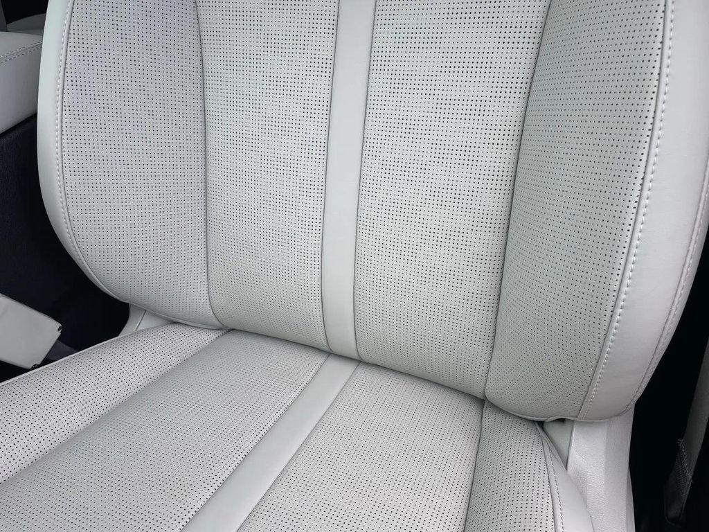 new 2025 Kia Sorento car, priced at $43,025